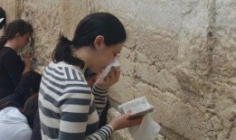 娱乐吃瓜君年龄,揭秘00后网红的成长之路