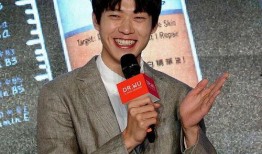 娱乐圈明星吃瓜第一线,揭秘明星幕后生活与八卦风云